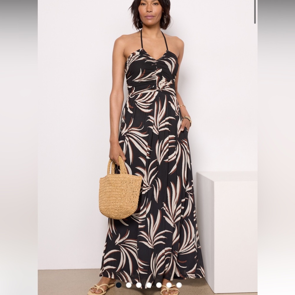 Evereve Noa maxi dress